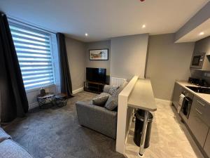 The Globe Apartments的厨房或小厨房