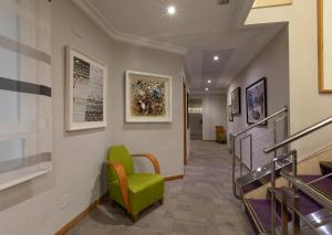 Posezení v ubytování Hotel Corona de Castilla Burgos