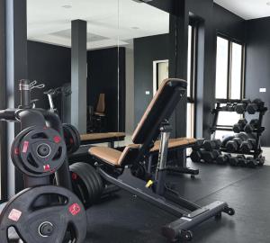 Fitness centrum a/nebo fitness zařízení v ubytování Allure Resort