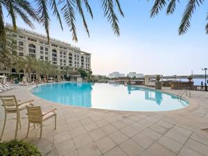 Galeri foto FIRST CLASS 3BR Elegant Palazzo Versace Suite di Dubai