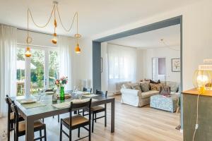 Posezení v ubytování Apartment Renza tra le Ville Lucchesi!
