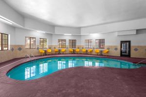 Bazén v ubytování La Quinta by Wyndham Woodward nebo v jeho okolí