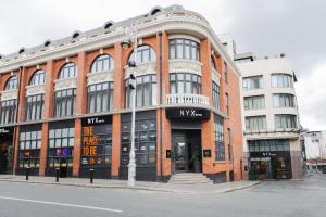O edifício em que o hotel se localiza