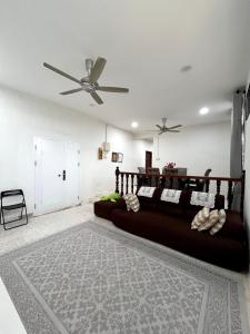 Φωτογραφία από το άλμπουμ του Beach Cottage Homestay Kemaman - Berado D Pampass σε Kampong Kemaman +40 φωτογραφίες