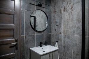 A bathroom at Maya Panzio-Rezidencia