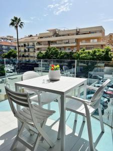 Μπαλκόνι ή βεράντα στο Luxury & New apartment with pool II