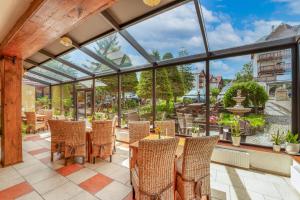 Balkon lub taras w obiekcie Hotel Pod Szrenicą