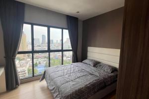 Postel nebo postele na pokoji v ubytování Property khlongsan