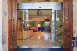 ล็อบบี้หรือแผนกต้อนรับของ Hotel del Mar