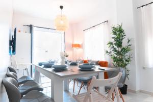 Posezení v ubytování Ático Duplex Centro con Jacuzzi y Terraza Privada