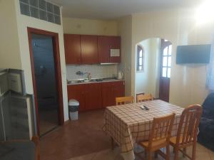 A kitchen or kitchenette at Apartman116 Airport