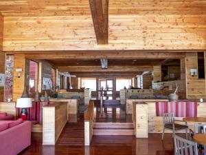 Posezení v ubytování NOI Puma Lodge