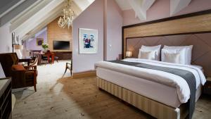 Postel nebo postele na pokoji v ubytování Aria Hotel Prague