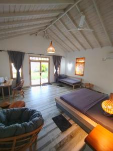 Istumisnurk majutusasutuses Sleeping Elephant Beach Resort +37 fotot