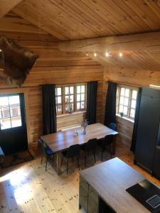 Fotografie z fotogalerie ubytování Hyggelig laftehytte på 140kvm med Ski-In/Out v destinaci Uvdal + 14 fotografií