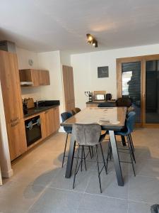 Η κουζίνα ή μικρή κουζίνα στο Bel appartement 3 pièces, 62 m2, 2 à 6 personnes, très calme