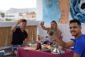 Thức uống tại Waves Hunter Surf House