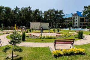 Taman di luar Apartamenty blisko plaży BLUE MARE basen parking grill
