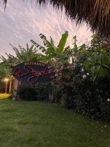 Zahrada ubytování Casa y Restaurante- Pizzeria La Pergola