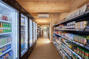 Ein Supermarkt oder andere Läden im Aparthotel oder in der Nähe