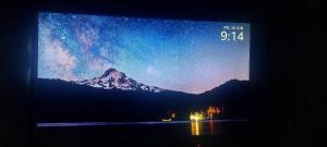 Μια τηλεόραση ή/και κέντρο ψυχαγωγίας στο Royal Bliss Homestay