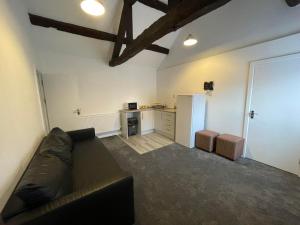 Gallery image of The Manor Guest House in Cheadle +50 photos