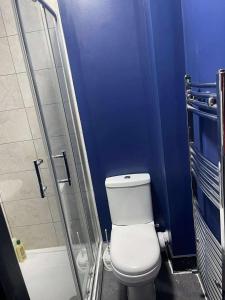 Koupelna v ubytování Double en suit room in Levenshulme
