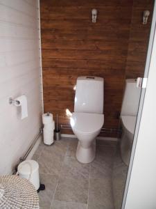 Söderstrand B&B Pihlaja Room的一间浴室