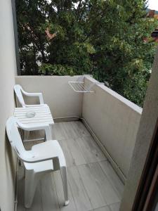SMEŠTAJ SOLARIS kod Aqua Parka Studio Apartmani tesisinde bir balkon veya teras