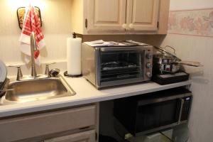 Fotografie z fotogalerie ubytování Charming Carmel Suite 8 min to Carmel Arts District v destinaci Carmel