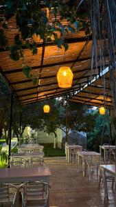 Gallery image of Perast Garden Hotel in Cıralı