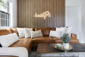 Khu vực ghế ngồi tại Songbird Bungalow - Cozy & Centrally Located