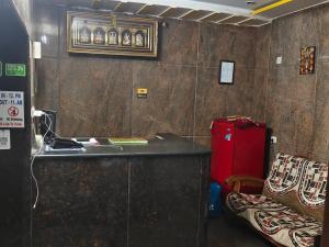 תמונה מהגלריה של Hotel Sahasra - Opposite to Srinivasam Complex and Walkable Distance from Bus Station בטירופאטי