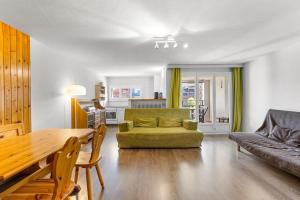 Et opholdsområde på Les Genets 157 - 4 pers - piscine