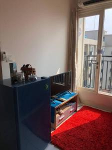 Posezení v ubytování 2BR at PGV Cimanggis with Netflix near exit Toll Jagorawi