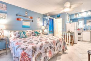 Køkken eller tekøkken på Tropic Terrace Suite #11 - Beachfront Resort