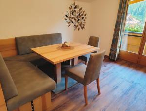 Część wypoczynkowa w obiekcie Zeitlos Apartments - Gerlos
