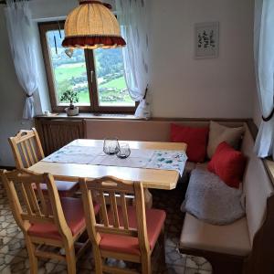 Posezení v ubytování Ferienwohnung Schatzhof