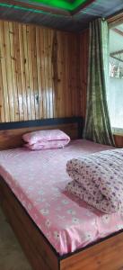 Zero Points TheLaure Cottage 객실 침대
