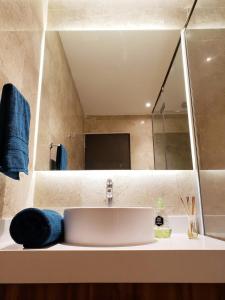 Et bad på Bahay Condo Chic design Equipped fast Wifi