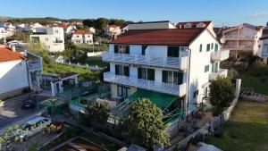 Fotografie z fotogalerie ubytování Apartmani Vesna v destinaci Vodice