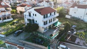 Fotografie z fotogalerie ubytování Apartmani Vesna v destinaci Vodice