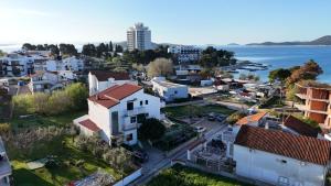 Fotografie z fotogalerie ubytování Apartmani Vesna v destinaci Vodice