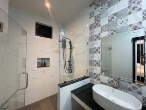 Ένα μπάνιο στο บ้านสวนปันสุข วังน้ำเขียว +32 φωτογραφίες