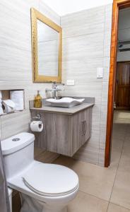 Koupelna v ubytování HOTEL AYRE By Baltra + 31 fotografií