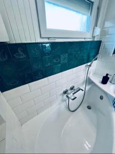 Fotografie z fotogalerie ubytování Csicsóka Panoráma Apartman v destinaci Balatoncsicsó + 18 fotografií