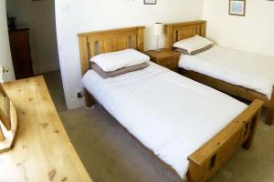 En eller flere senge i et værelse på Halsbury Quayside Cottage, Appledore, Devon + 10 billeder