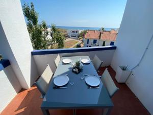 A balcony or terrace at Mas Pinell 31C