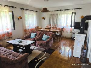 Kuchyňa alebo kuchynka v ubytovaní Pelikan Apartman, strand 60 meter