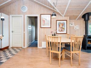 Foto dalla galleria di 6 person holiday home in Haderslev-By Traum ad Årøsund Altre 22 foto